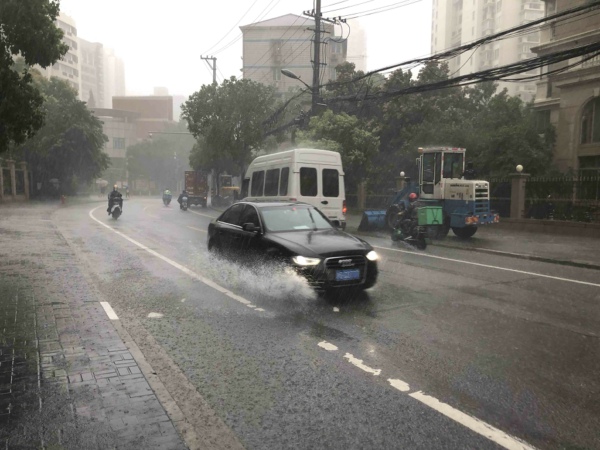 安徽遭遇大暴雨，土壤墑情持續(xù)過多